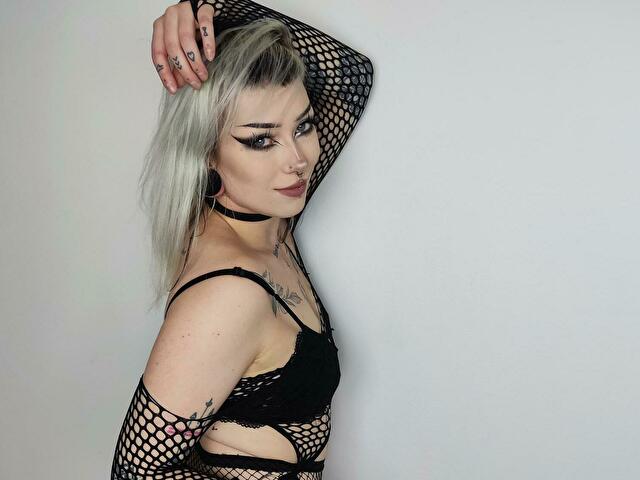 MistressViv's profile - Image n°1