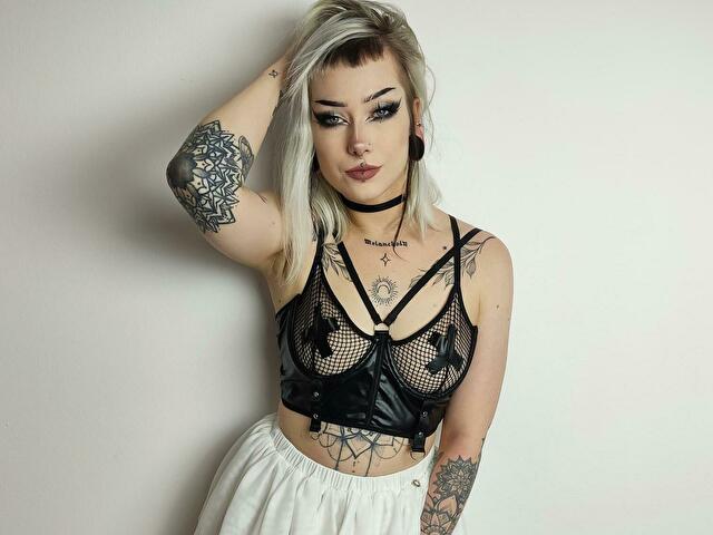 MistressViv's profile - Image n°6