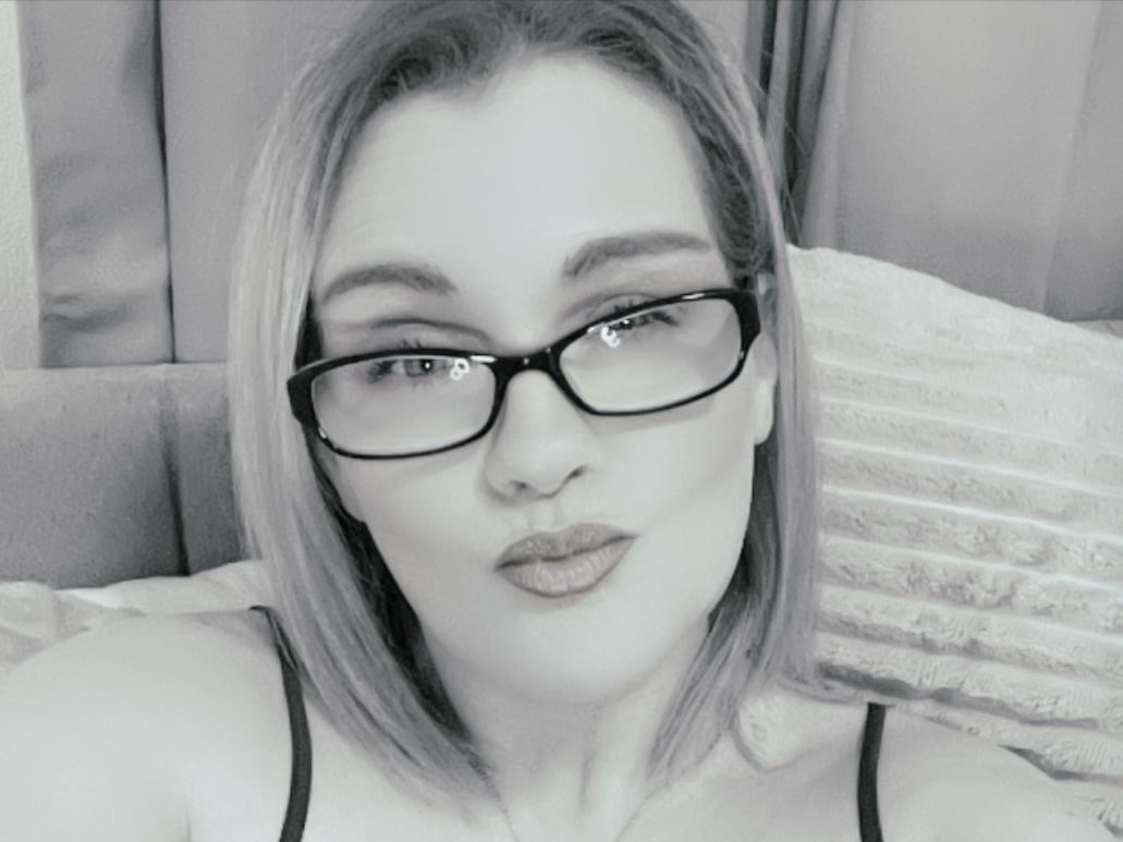 Mistyroseuk's profile - Image n°1
