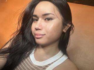 Webcam sex con Miyawish