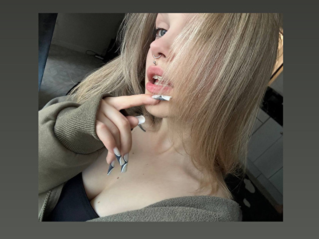 Profil de mmmarymmmeow - Photo n°2