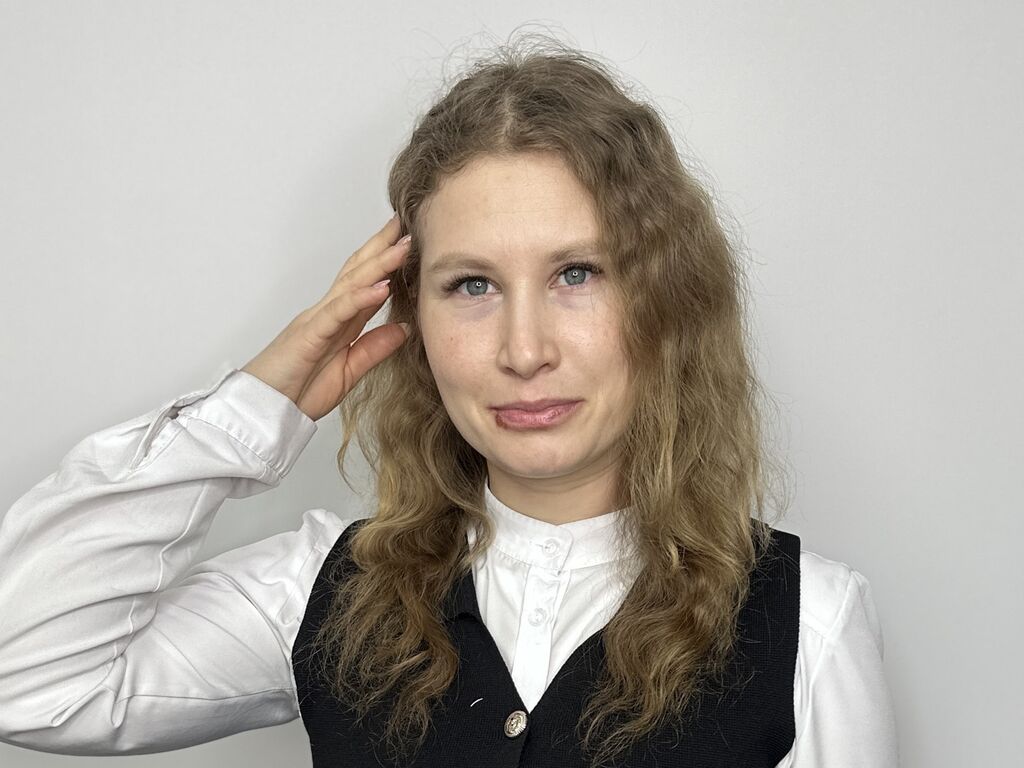 Moiradunnell's profile - Image n°0