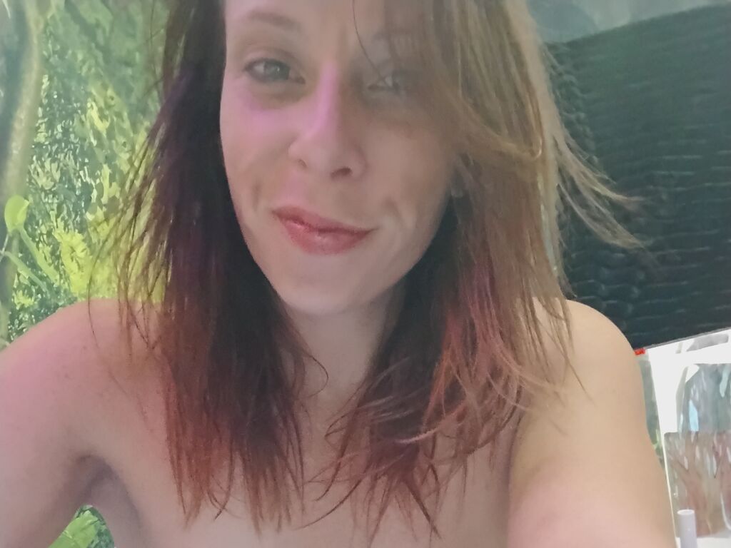 Mollydevine's profile - Image n°3