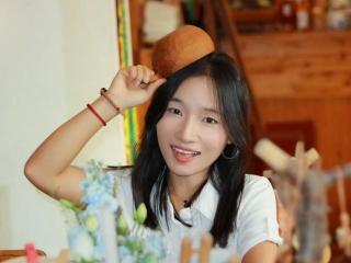 Webcam sex with Momokayumi