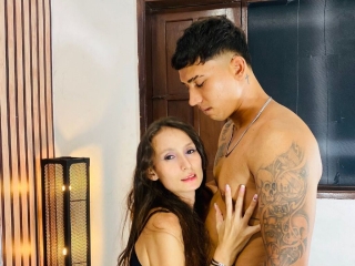 Sexo por webcam con Monaanddeimon