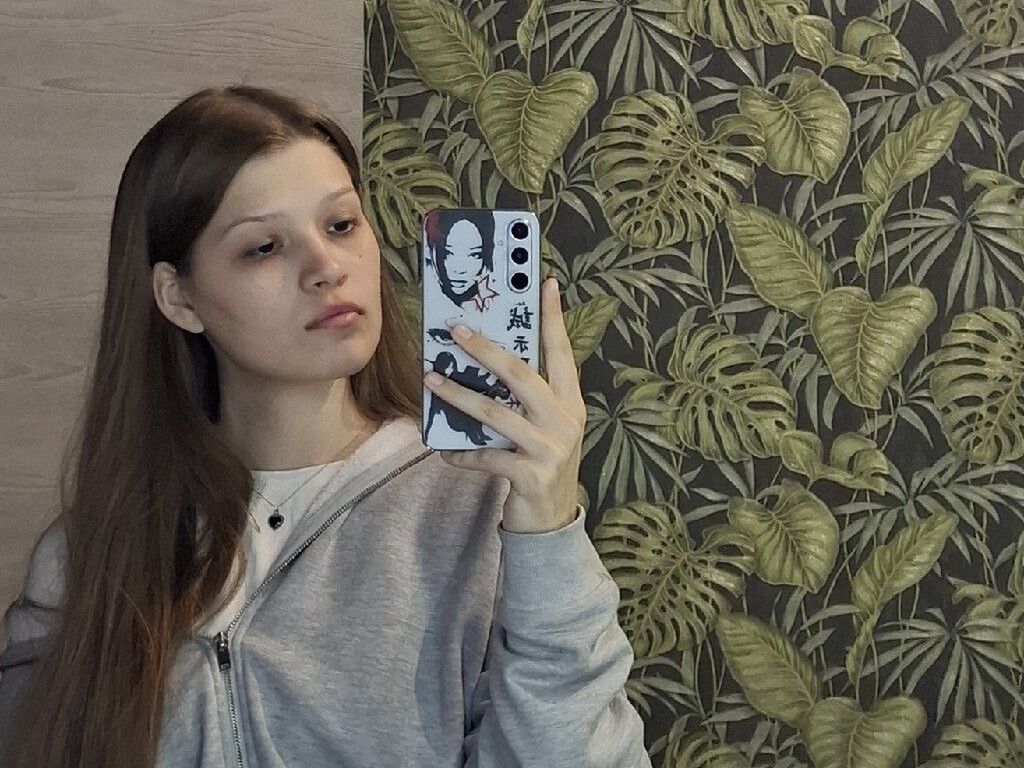 Monaeglin's profile - Image n°0