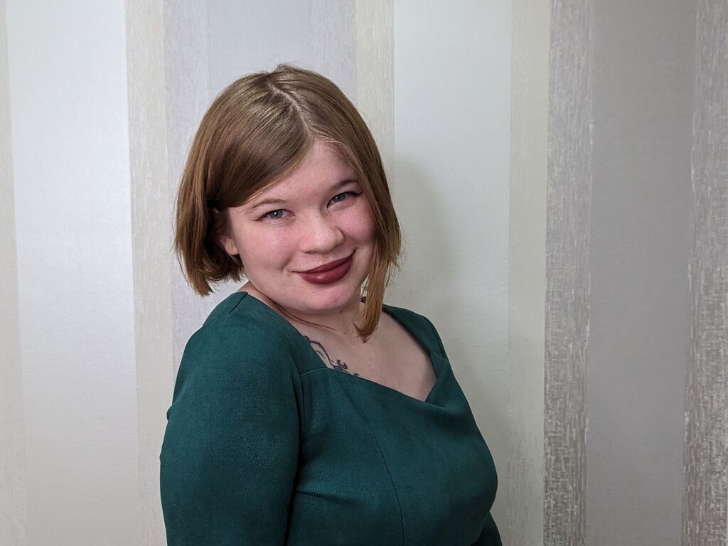 Monahassell's profile - Image n°0