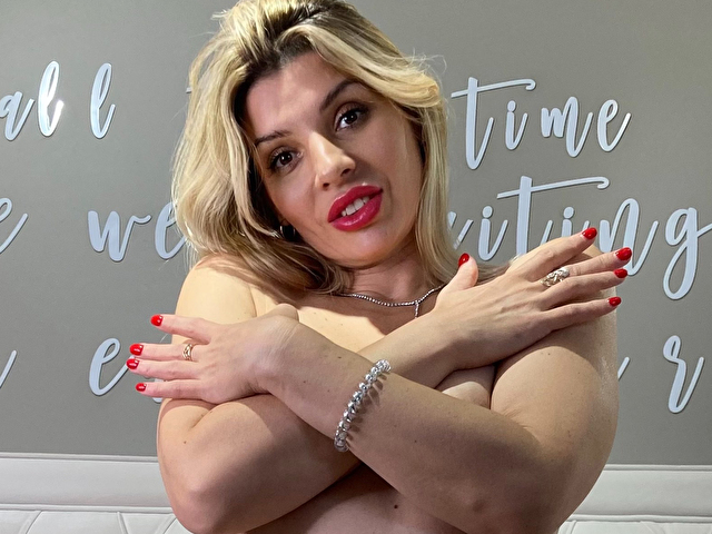 Monamia's profile - Image n°8