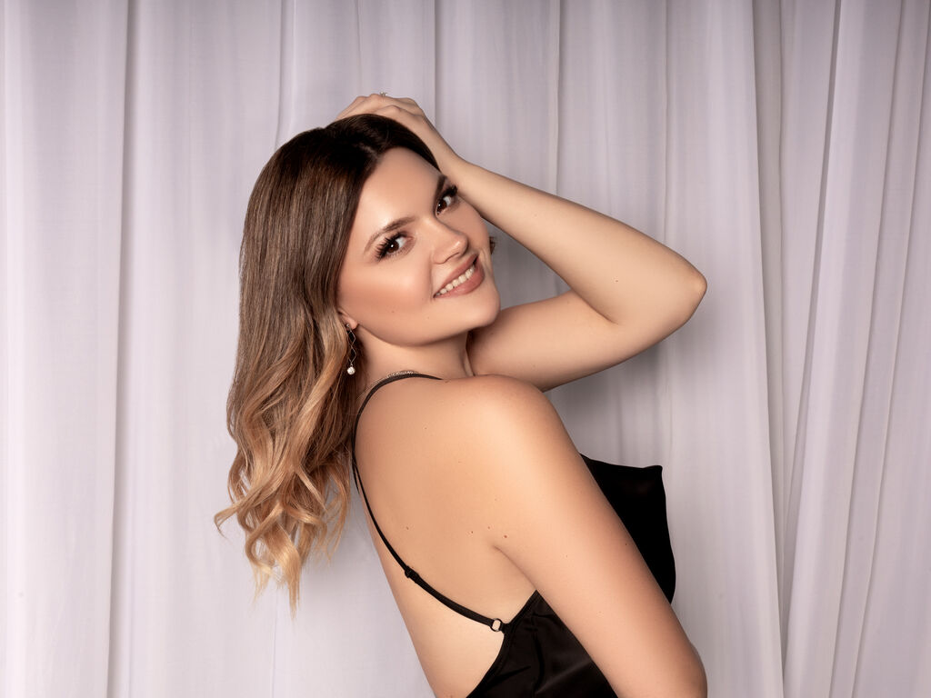 Monicaalford's profile - Image n°2