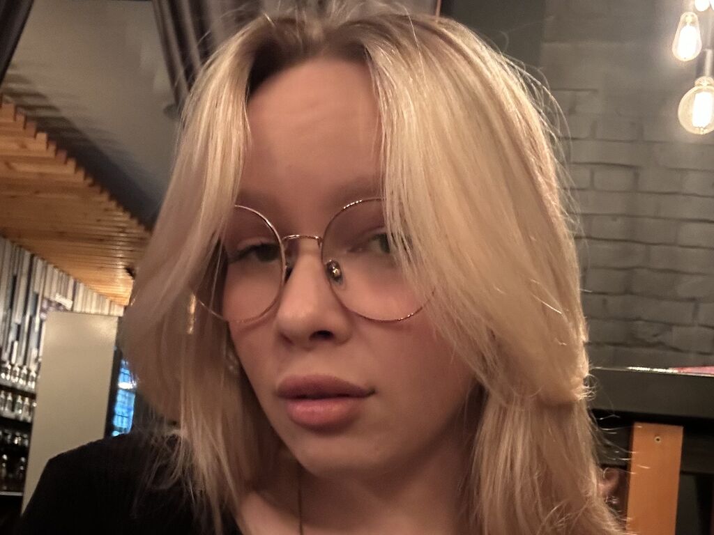 Monicacreys's profile - Image n°0