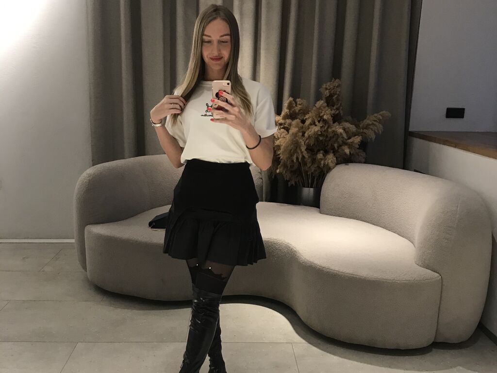 Profil de MonicaKeat - Photo n°1