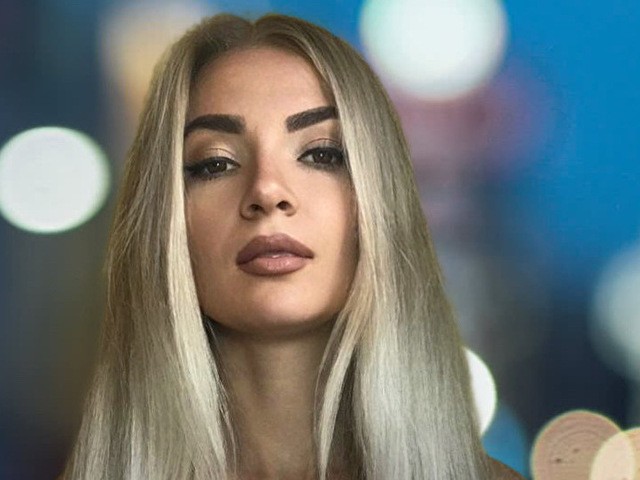 Monicamoore's profile - Image n°0