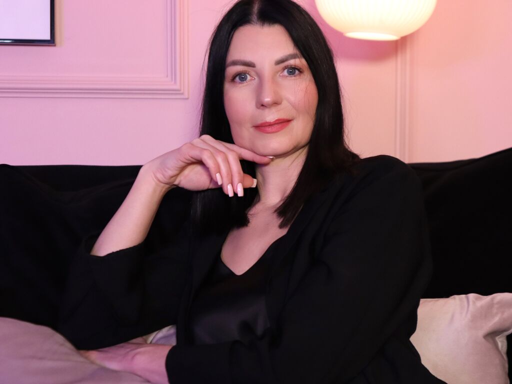 Monicaroman's profile - Image n°0