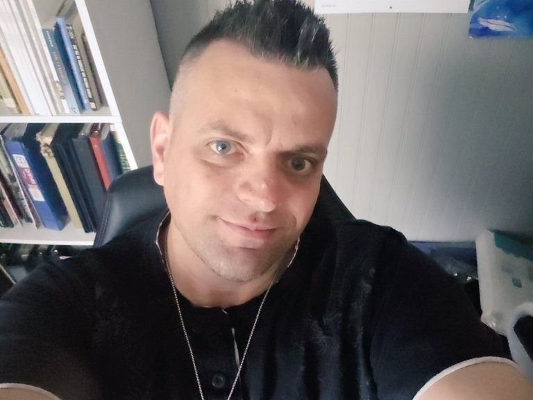 Profil de Monstercanxxx - Photo n°1