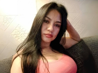 Webcam sex with Morenalee