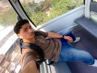 Sexcam Live Show von Mr_Adonis