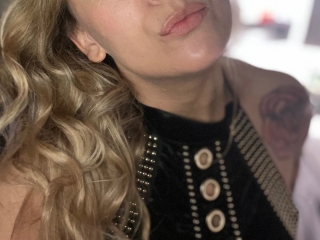 Webcam sex con Mrshotwife69