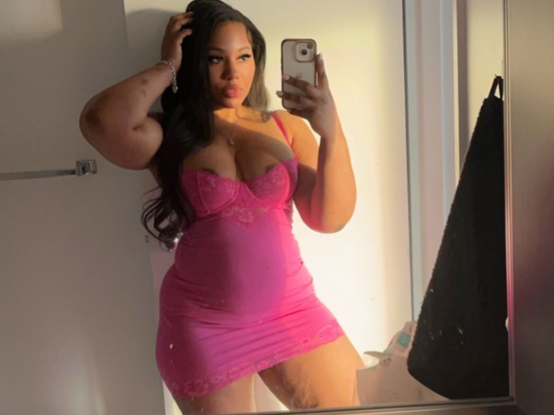 Ms_Givememore's profile - Image n°2