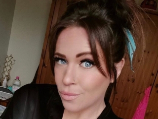 Live Sex Muckymilf