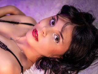 Sexo por webcam con Mylenalynn