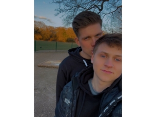 Webcam sex with Myloxcody