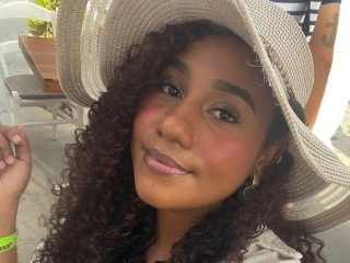 Sexo por webcam con Mysticrose_X