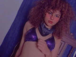 Webcam sex with Mysticsophire