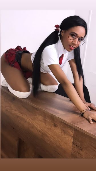 Perfil con NahomySaens - Imagen  n°85