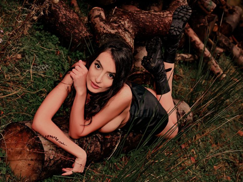 NinaKrystal's profile - Image n°14