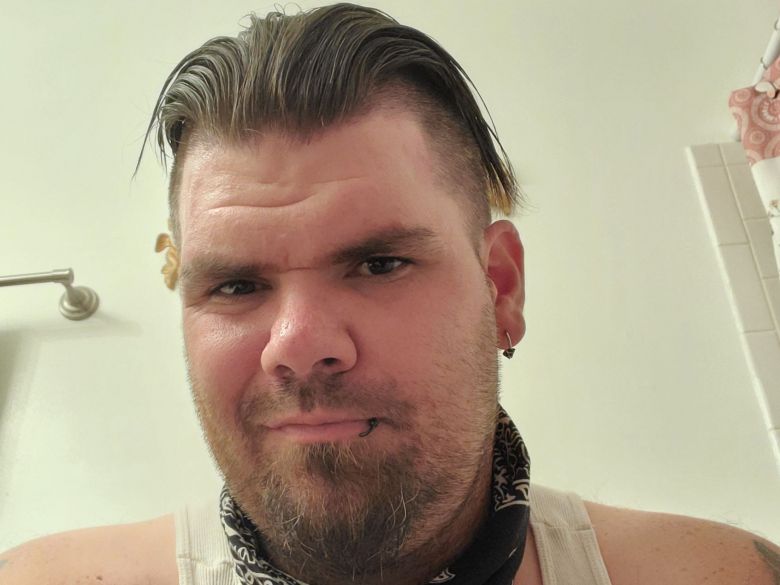 Nvrnw's profile - Image n°0
