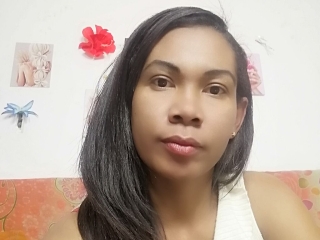 Nadiablond's Sexcam