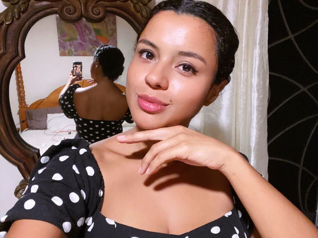 Nadinebijou's profile - Image n°0