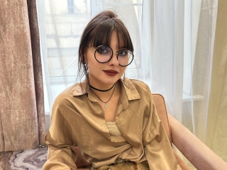Live Sex Nadinefors