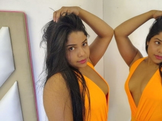 Sexo por webcam con Nahia_Roux