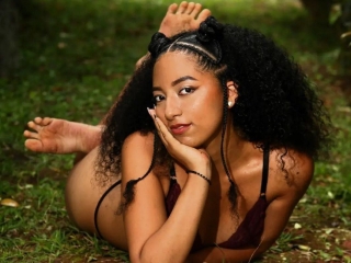 Live Sex Nahomiimiller