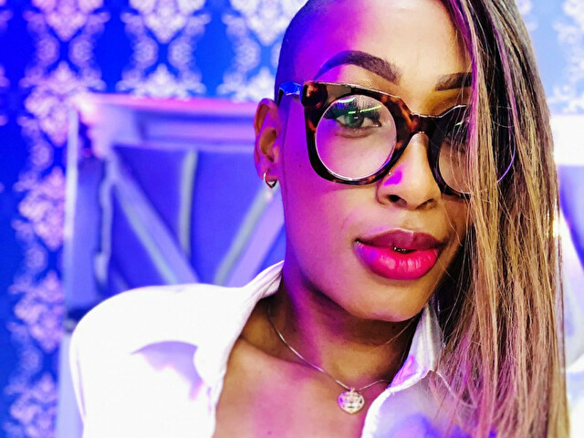 NahomyOwen's profiel - Afbeelding n°14