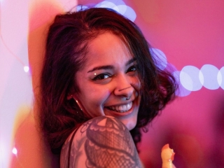 Sexo por webcam con Naiadrae
