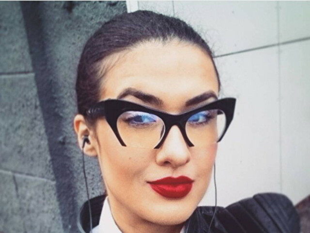 Perfil con naira - Imagen  n°5