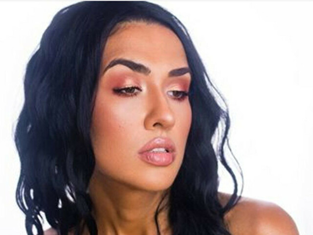 Perfil con naira - Imagen  n°12