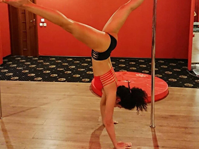 Perfil con naira - Imagen  n°13