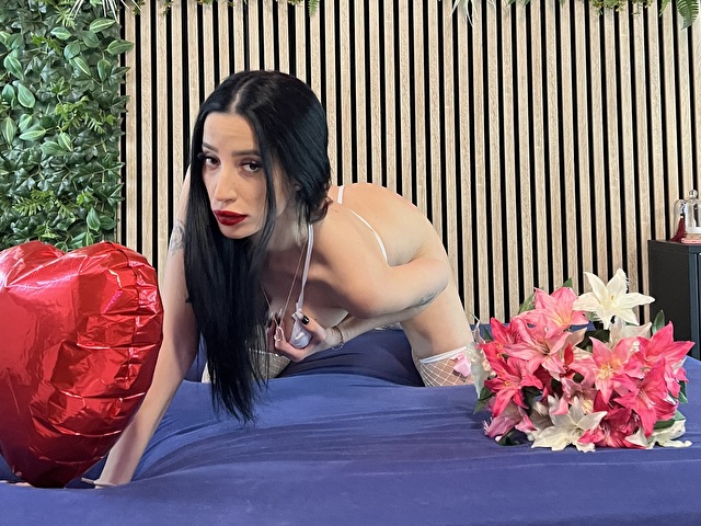 Nakedmolly's profiel - Afbeelding n°7