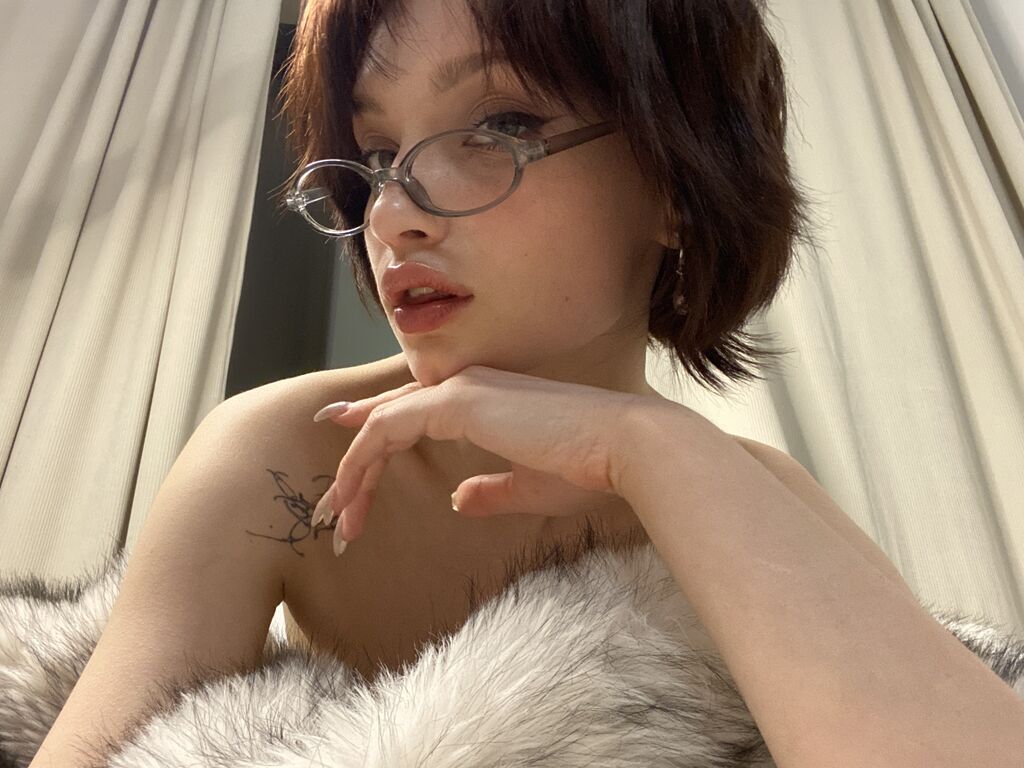 NanaOsaka's profile - Image n°0