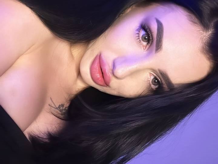 Nancylovee's profile - Image n°0