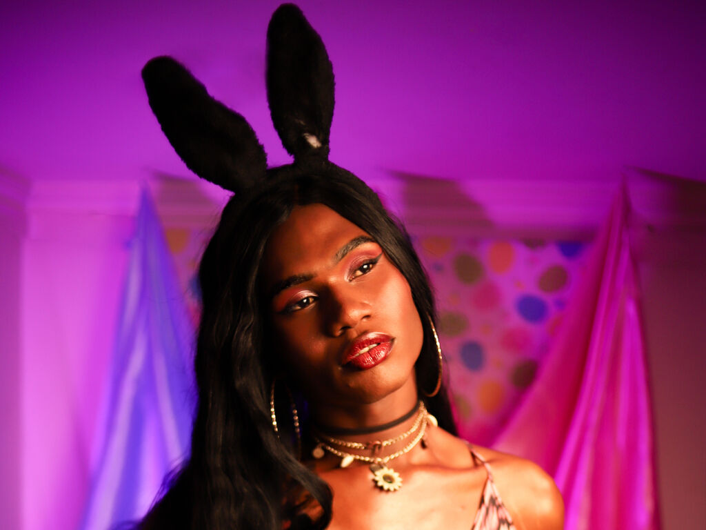 Naomiabundance's profile - Image n°1