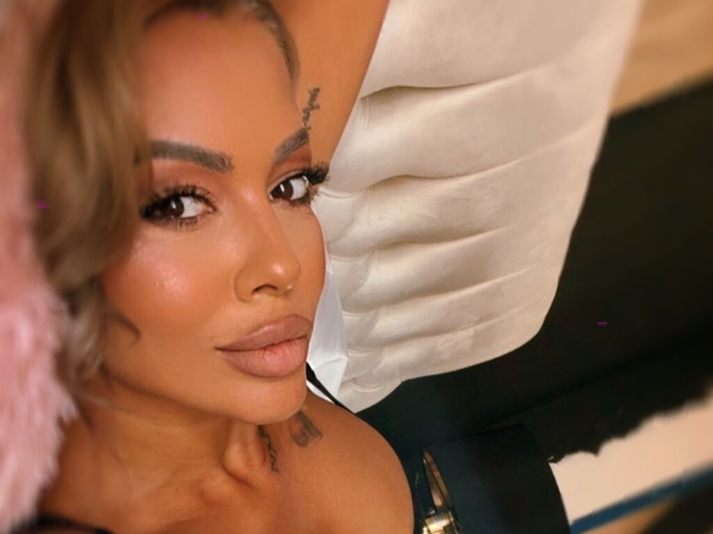 Naomiblakee's profile - Image n°1