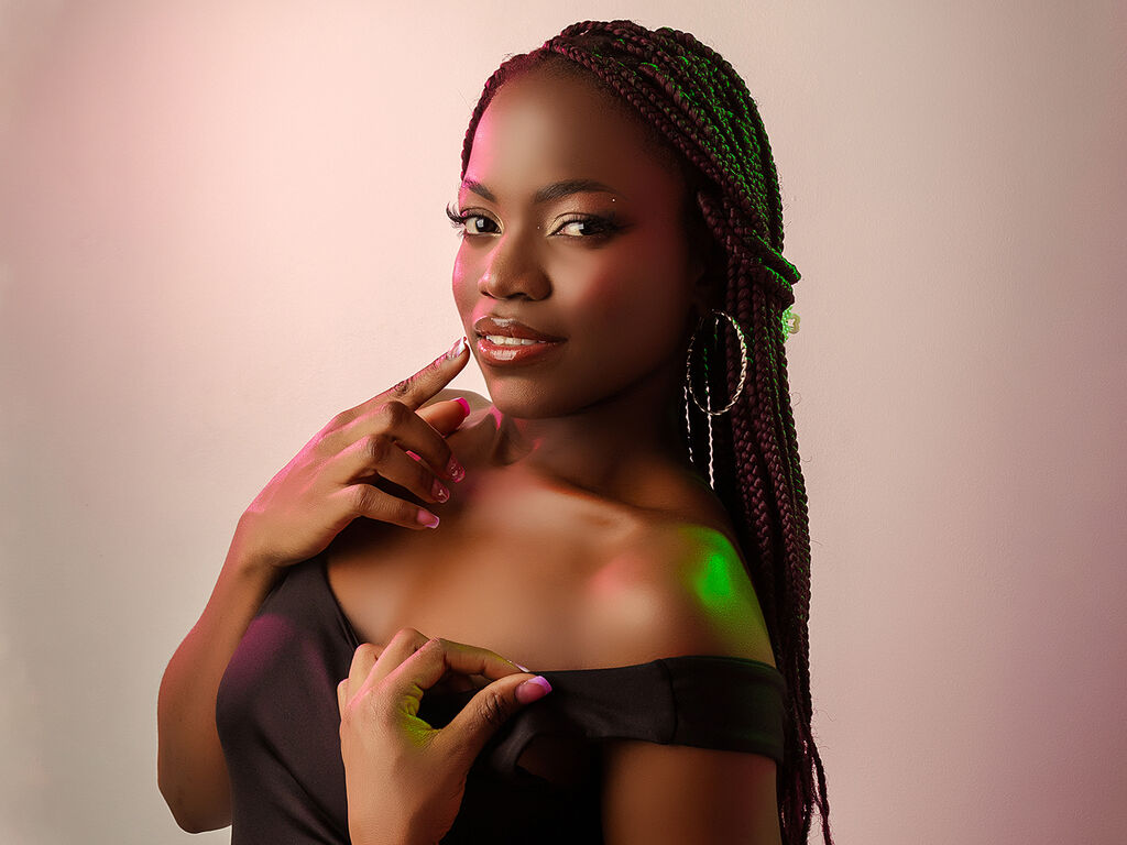 Naomikorz's profile - Image n°1