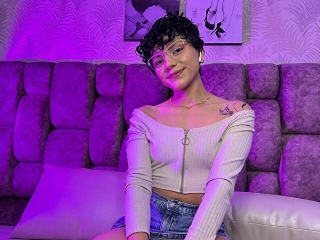Naomyloves's Sexcam