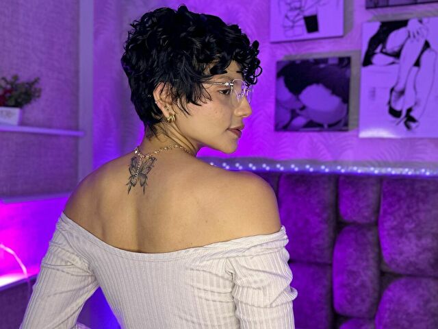 Profil de Naomyloves - Photo n°1