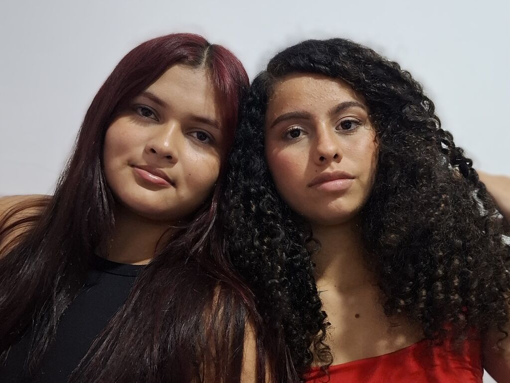 Nataliandpaula's profile - Image n°0