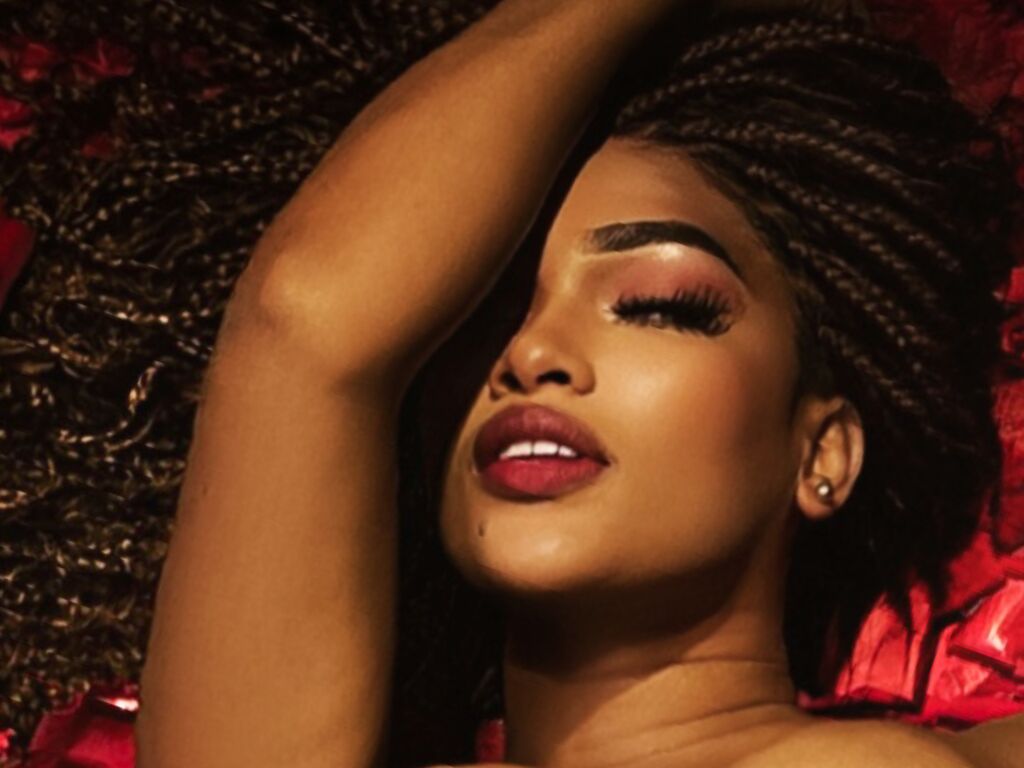 Natalielagos's profile - Image n°2